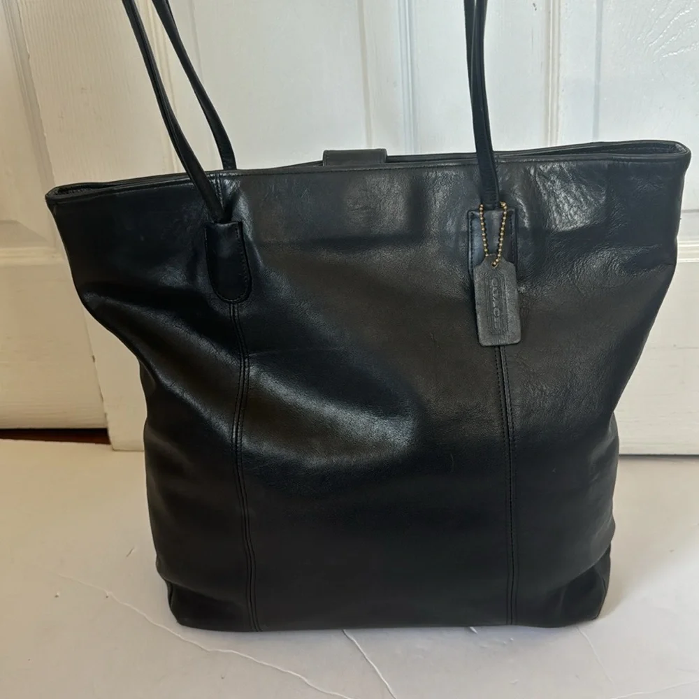 Vintage Large Coach tote - Picture 2 of 16